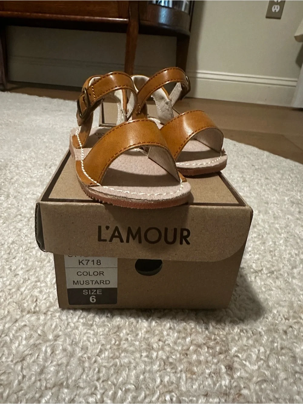 L'Amour 6 Toddler Sandals